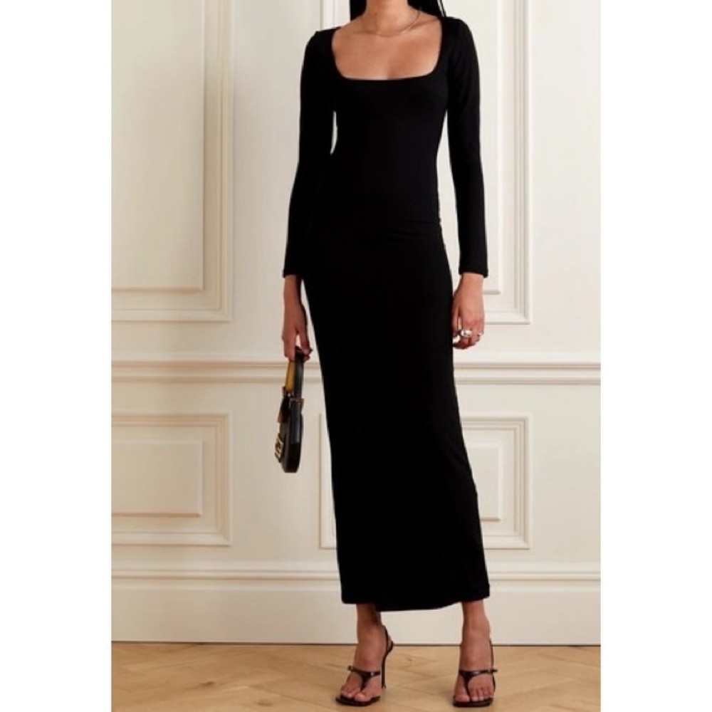 RARE! SKIMS  Smooth Layers Long Sleeve Dress in obsidian with Shapewear